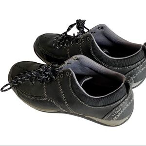 L.L. Bean Black Grey Lace Up Low Women’s Size 6.5